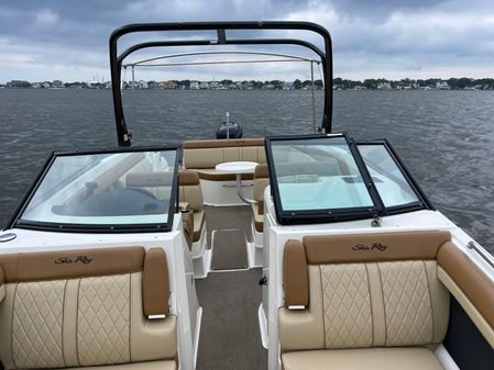 Sea-ray 270-SUNDECK-OUTBOARD image