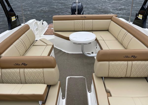 Sea-ray 270-SUNDECK-OUTBOARD image