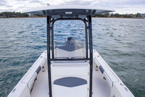 Robalo 226 Cayman image