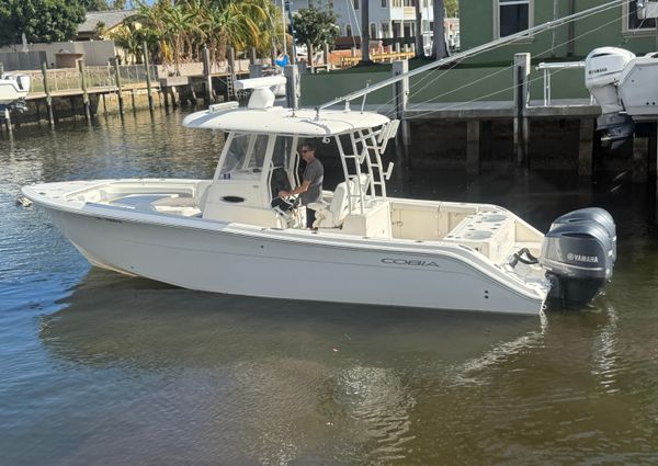 Cobia 301 Center Console image