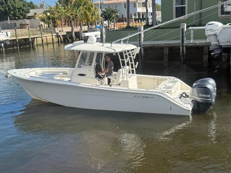 Cobia 301 Center Console image