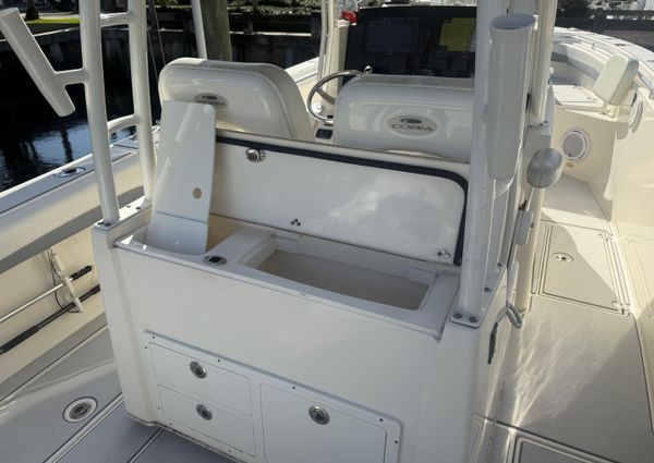 Cobia 301 Center Console image