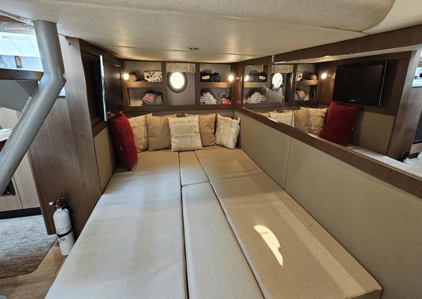 Sea Ray 350 Sundancer image