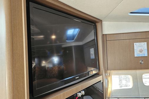 Sea Ray 350 Sundancer image