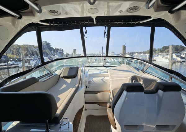 Sea Ray 350 Sundancer image