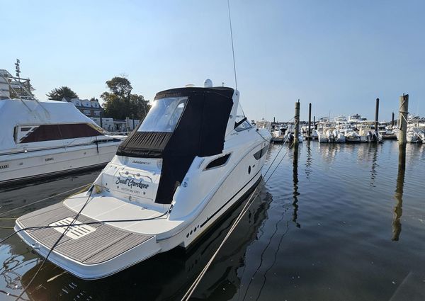 Sea Ray 350 Sundancer image