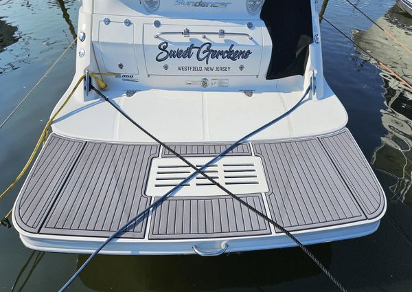 Sea Ray 350 Sundancer image