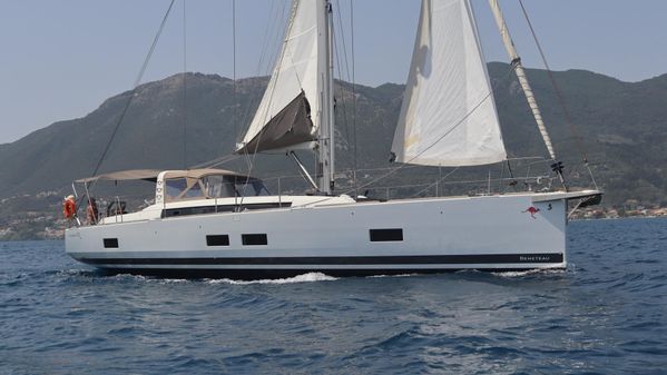 Beneteau Oceanis 55 image