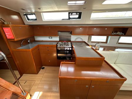 Beneteau Oceanis 55 image