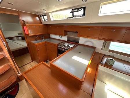 Beneteau Oceanis 55 image