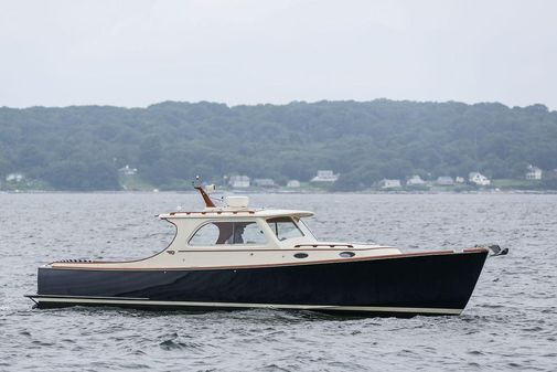 Hinckley Picnic Boat EP image