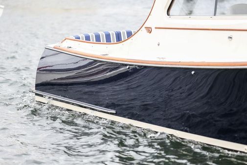 Hinckley Picnic Boat EP image