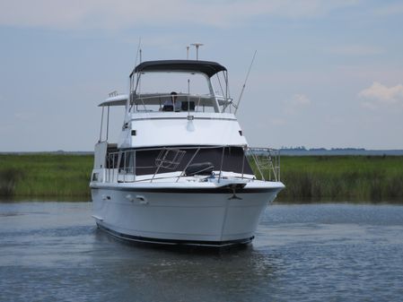 Hatteras 40-DOUBLE-CABIN image