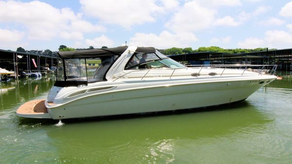 Sea Ray 380 Sundancer