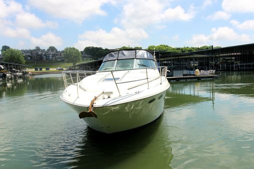 Sea Ray 380 Sundancer image