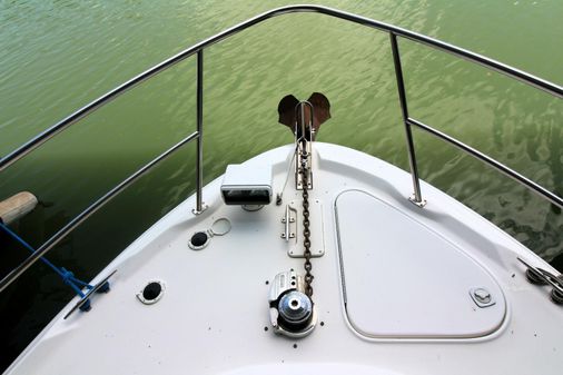 Sea Ray 380 Sundancer image