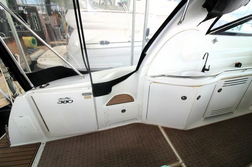 Sea Ray 380 Sundancer image