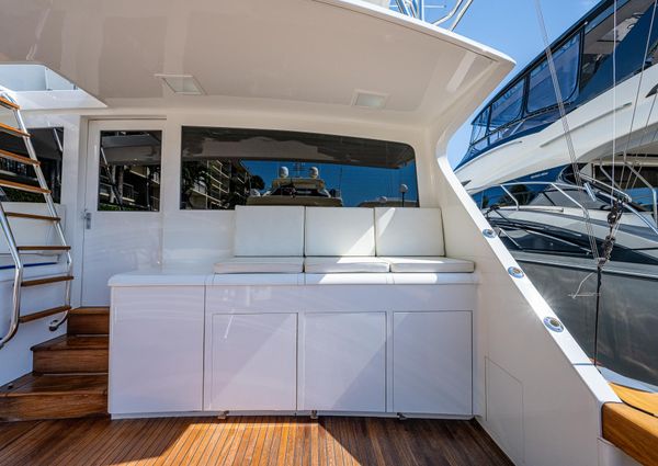 American Custom Enclosed Flybridge image