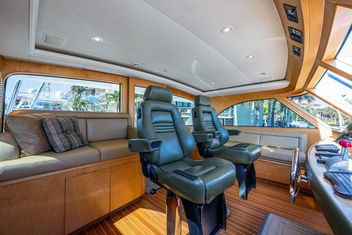 American Custom Enclosed Flybridge image