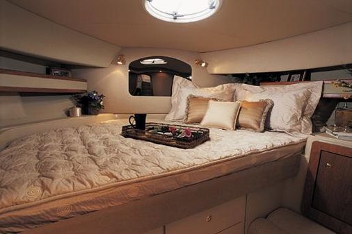 Cruisers Yachts 375 Motoryacht image