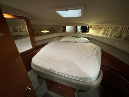 Sea Ray 400 Sundancer image