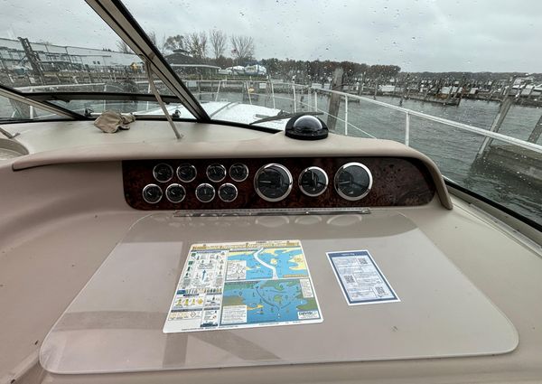 Sea Ray 400 Sundancer image