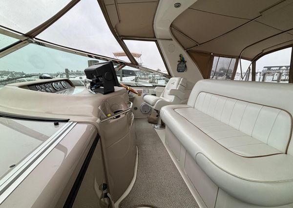 Sea Ray 400 Sundancer image