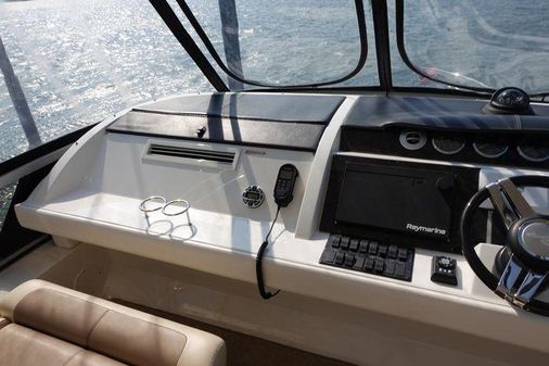 Sea Ray 450 Sedan Bridge image