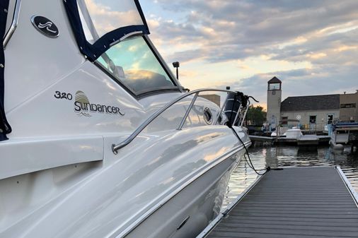 Sea Ray 320 Sundancer image