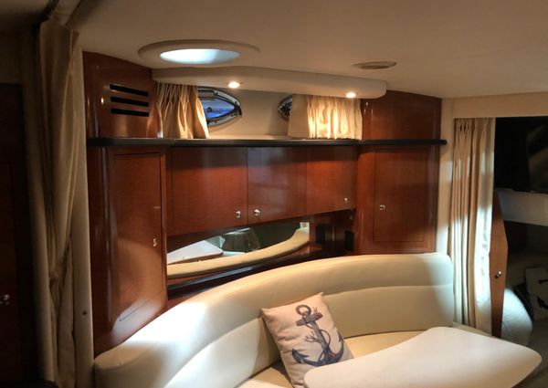 Sea Ray 320 Sundancer image