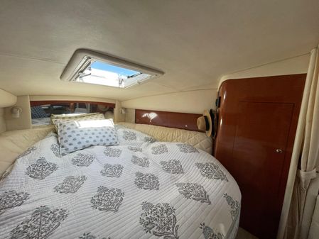 Sea Ray 320 Sundancer image