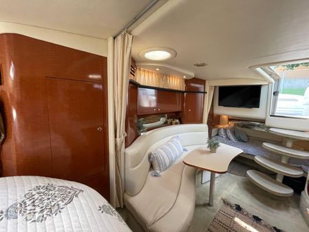 Sea Ray 320 Sundancer image