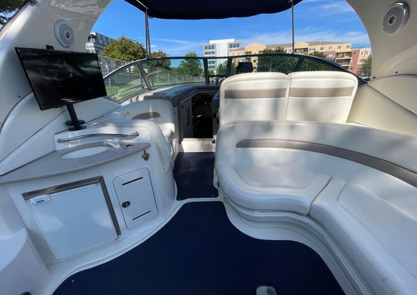 Sea Ray 320 Sundancer image