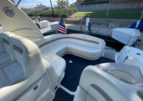 Sea Ray 320 Sundancer image