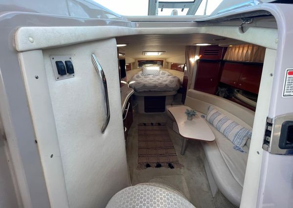 Sea Ray 320 Sundancer image