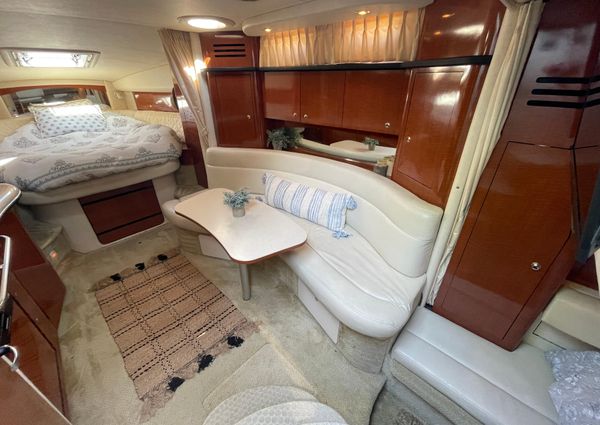 Sea Ray 320 Sundancer image