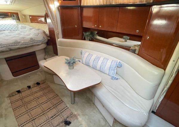 Sea Ray 320 Sundancer image