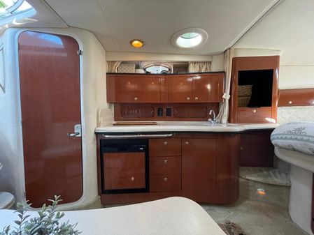 Sea Ray 320 Sundancer image