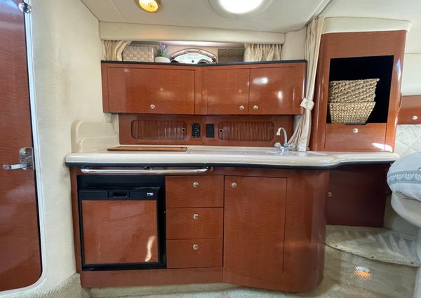 Sea Ray 320 Sundancer image