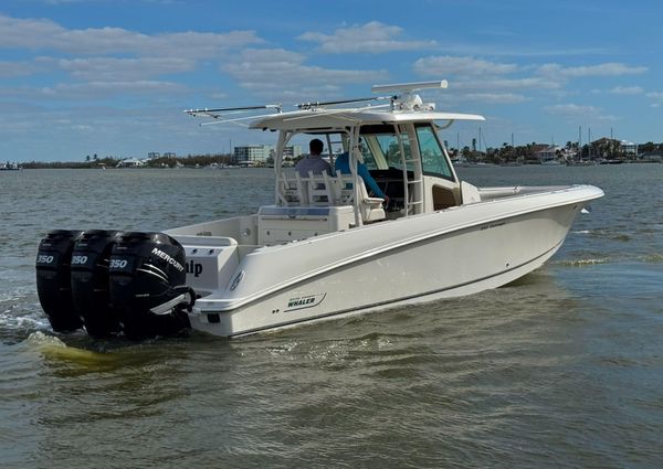 Boston Whaler 350 Outrage image