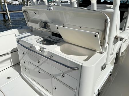 Boston Whaler 350 Outrage image