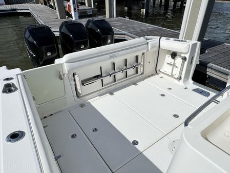 Boston Whaler 350 Outrage image