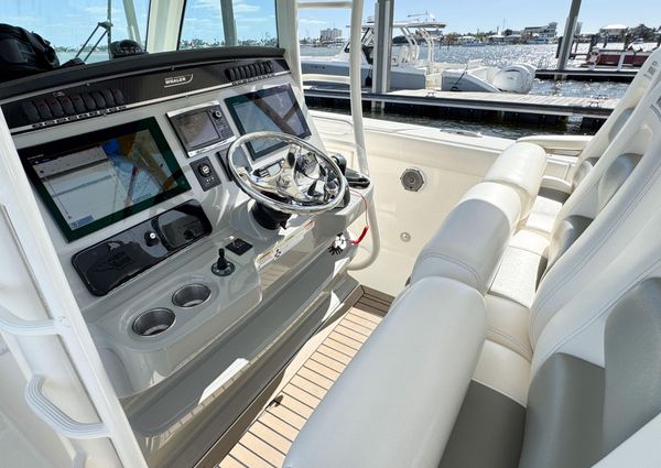 Boston Whaler 350 Outrage image