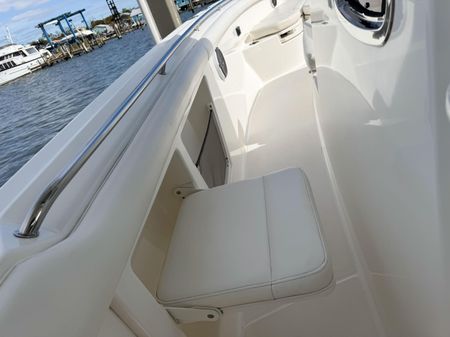 Boston Whaler 350 Outrage image