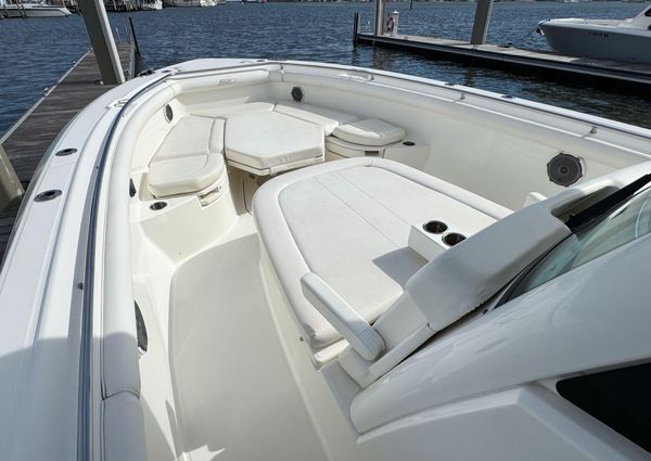 Boston Whaler 350 Outrage image