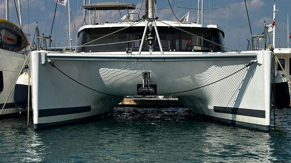 Fountaine Pajot Lucia 40 