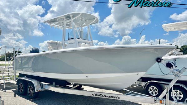 Sea Hunt Ultra 234 