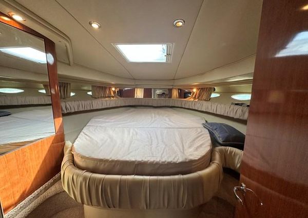 Sea Ray 410 Sundancer image