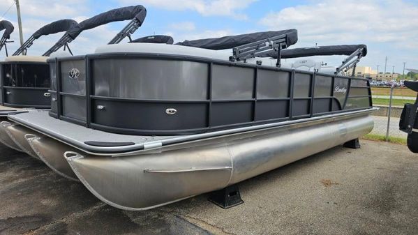 Bentley-pontoons LEGACY-243-SWINGBACK image