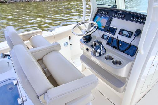 Boston Whaler 280 Outrage image